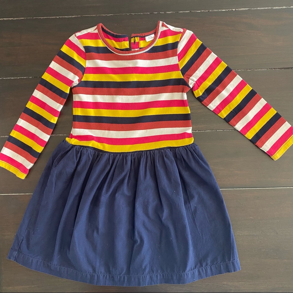 GAP girls dress. Size 5T.